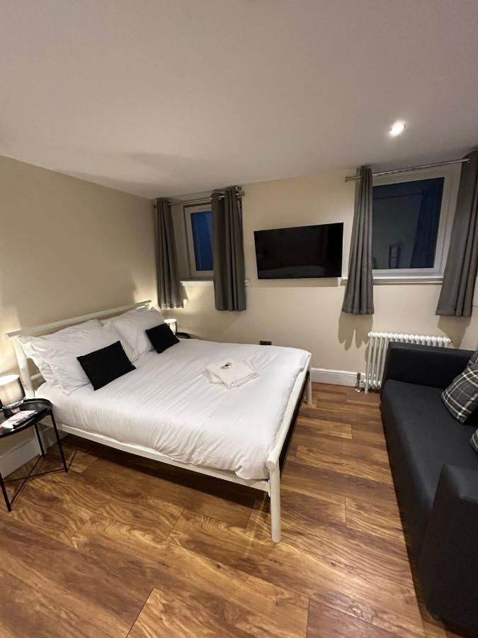 Modern Double Room With Sofa Edimburgo Exterior foto